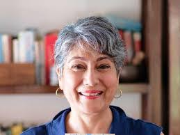 Michelle Mendonca's Instagram, Twitter & Facebook