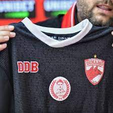 Above, we carried out a complete analysis of the statistics of both the current form of the bet on match: Espn Fc On Twitter Dinamo Bucharest S New Shirt Includes The Names Of 2000 Fans Who Each Donated To The Club When It Was Struggling Financially Https T Co Rmfm9bqeuf