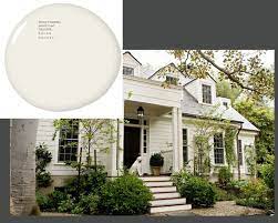 Colors like golden and cool. Our Review Of Swiss Coffee Paint By Benjamin Moore Brick Batten Swiss Coffee Paint Benjamin Moore Exterior Paint Swiss Coffee