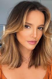 Brown hair with blonde highlights and blonde highlights in red hair are the ideas most women have already tried. Best Brown Hair Colour Ideas With Highlights And Lowlights Ombre Brown With Multi Shades Of Blonde