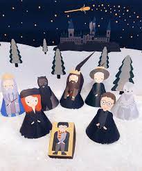 Ein wechsel zwischen den einzelnen. Harry Potter Krippe Zum Ausdrucken Must Have Fur Alle Fans Ostern Geschenke Basteln Coole Weihnachtsgeschenke Weihnachtsgeschenke Selber Machen Ideen