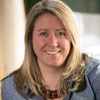 Elizabeth Ginter's Instagram, Twitter & Facebook