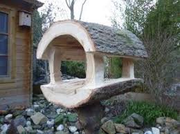 14 Kreative Diy Ideen Mit Baumstammen Vogel Im Garten Vogelfutterhaus Gartenprojekte