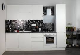 Mutfağımızda çok fonksiyonlu eşyalardan nasıl yararlanabiliriz? Modern Mutfak Dekorasyonu Nasil Yapilir Storsan Sineklik Sistemleri