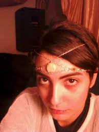 Stolen pottery at event, seeking return