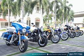 Supercar drive with sultan johor. Lebih 10 Kenderaan Edisi Khas Sultan Johor Dipamerkan Di Mbw 2018 News Rojak Daily