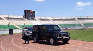 Uhuru's favourite cars have either been manufactured in kenya or the far east. Uhuru Drives Himself To Nyayo Stadium To Inspect Moi Memorial Preparations Capital News