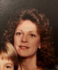 Janet Starr's Instagram, Twitter & Facebook