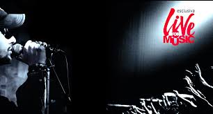 Lentamente scivola la tua mano su di te quel tanto che basta per trasformare ogni carezza in un gemito ti guardo accaldata contorcerti tra le lenzuola umide golosa ed implacabile. Soy Taranta Negrita Tribute Band Videos Facebook