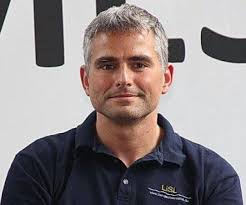 Lokalpolitiker der CDU Dieter Blechschmidt macht sich lächerlich