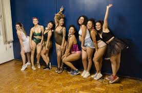 Meninas de biquni fio dental ao sol.menina meninas de 10 anos fudendo; Ja Conhece O Twerk Aprenda Sobre A Danca Do Empoderamento E De Quebra Como Fazer O Quadradinho Horizontes Home