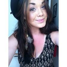 Ariel Quinn's Instagram, Twitter & Facebook