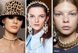 Fall Winter 2020 2021 Accessory Trends Runway Jewelry Trends Winter Jewelry Trends Fashion Accessories Trends 2020 Accessories Trends