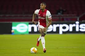 Liverpool set to ambush chelsea midfield top transfer target. Transfer News Chelsea In Hot Pursuit Of Ajax Starlet Ryan Gravenberch