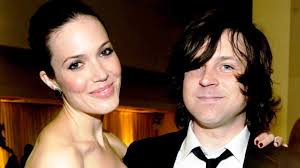Mandy moore has had the kind of career arc that many in hollywood can only dream of. Mandy Moore Says Ex Husband Ryan Adams Was Psychologically Abusive Inside Edition