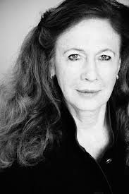 Presenting Sculpture in a New Light