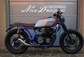 Yamaha Xj650 Maxim Cafe Racer With Blue Frame By Nico Dragoni Yamaha Old Bikes List