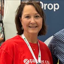 Paula Floyd's Instagram, Twitter & Facebook