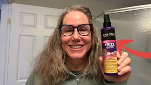 Amazon.com : John Frieda Frizz Ease Daily Nourishment Leave-In Conditioner,  Detangles Frizzy, Damaged Hair, Reduces Breakage, Protects Against Heat,  with Vitamins A, C, E & Green Tea Extract, 8 Oz : Standard