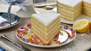 3 ouă 100 g zahăr pudră 6 linguri ulei 3 linguri lapte. Tort Alba Ca Zapada Un Desert Al Copilariei Cc Eng Sub Jamilacuisine Youtube