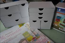 Dafür braucht man nur ein stück pappe und eine schere sowie einen prittstift. Eine Wunderschone Kommode Selber Basteln Mit Folia Honey Loveandlike De Lifestyleblog