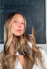 I’m obsessed with this makeup loook it’s sooo glassy and fun ! Products  used !! @Dieux Skin @INNBEAUTY PROJECT @Westman-Atelier bronzing drops  @Maybelline NY lifter sticks @Kosas magic and candy ...