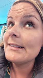 How long does the eye lash serum last with daily use?