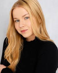 happy halloween👻 in honor of spooky season, here's a throwback to my  scariest look yet😈 swipe for a time lapse to see how this look was done!