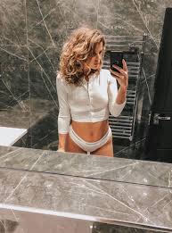 Check spelling or type a new query. Weight Loss After Pregnancy Why Some Women Snap Back