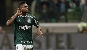 Aastal kodumaa klubis cúcuta deportivo.seejärel mängis ta colombia kõrgliiga klubis cortuluá ja oli mõnda aega laenul itaalia kõrgliiga klubis livorno. Miguel Borja Despedida Palmeiras Miguel Angel Borja Refuerzo Estelar Del Junior Se Despidio De Palmeiras Deportes Caracol Radio