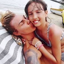 14 februari aftonbladet tv nyheter. Mikaela Lauren Love Niece Tiara Greece Holiday Facebook