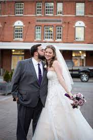 Roanoke Wedding At Downtown S Charter Hall Virginia Wedding Venues Morning Wedding February Wedding