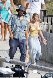 She is not dating anyone currently. Rita Ora S Romance With Boyfriend Romain Gavras Is On The Rocks Sound Health And Lasting Wealth
