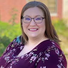 Erin Stump's Instagram, Twitter & Facebook