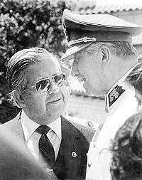Caricatura salvador allende augusto pinochet y richard nixon intervención de ee.uu. Manuel Contreras Notes On The Americas