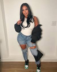 Chaney Jones - Free sexy pics, galleries & more at Babepedia