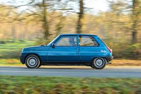 Image result for Bleu PTT 1987 Renault