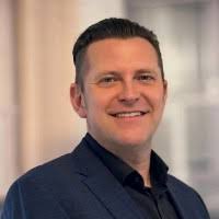 200+ profilů „Tschann“