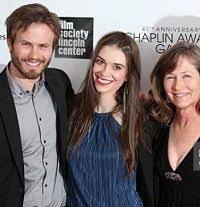 Lisa Meyers Wiki Age Kris Kristofferson S Wife Kids Bio More With all these things going around his wife divorced him in the year 1973. lisa meyers wiki age kris