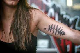 20 Inner Arm Tattoos For Women And Girls Tattoos Pictures Bicep Tattoo Inner Arm Tattoos Arm Tattoos For Women