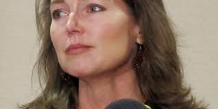 Hayes as FLO: What emails tell us about First Lady of Oregon