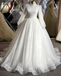 Instagramda Ala Tasarim 2020 Diva Model Gelinlik Nisanlik Kinalik Kaftan Turbantasarim Muslimah Wedding Dress Bridal Dresses Modest Wedding Dresses