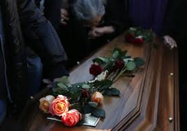 De seu nome completo maria josé valério dourado, nasceu a 03 de maio de 1933 na amadora e protagonizou outros êxitos como olha o polícia sinaleiro e as carvoeiras. Visao Covid 19 Morreu Maria Jose Valerio Aos 87 Anos