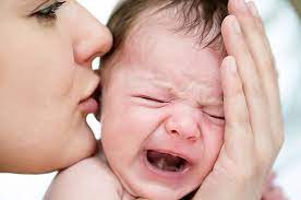 Bayi akan rewel pada usia 2 minggu dan frekuensinya akan meningkat pada usia 6 minggu.namun. Bukan Karena Lihat Hantu Ini Alasan Si Kecil Sering Rewel Ketika Menjelang Malam Hari Semua Halaman Nakita