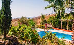 Piscine En Beton Ou Coque Polyester Quelle Piscine Enterree Choisir