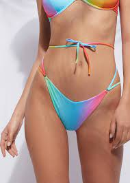 Jun 02, 2021 · il turismo non sostiene i commercianti spagnoli. Brazilian Bikinihose Mit Schmalen Bandchen Barcellona Calzedonia