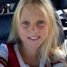 Bianca Krause's Instagram, Twitter & Facebook