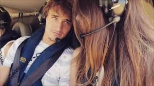 31) und alexandra sasnowitsch (belarus) sind die gegner von alexander zverev (hamburg) und angelique kerber (kiel) in der dritten runde von wimbledon. Neue Freundin Zverev Liebt Ex Gntm Kandidatin Tennis Magazin