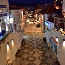 Albufeira é uma cidade do distrito de faro e é sede de município de 4 freguesias, albufeira e olhos de água; Albufeira Portugal An Algarve Tourism Guide For 2021