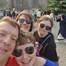 Experienced trimless ride